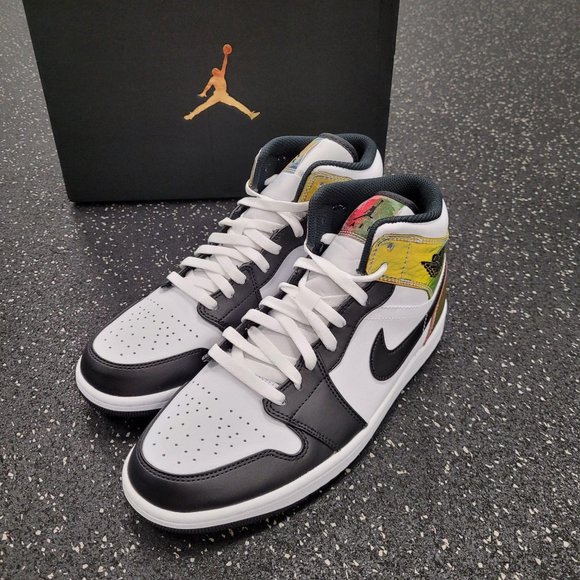 Air Jordan 1 Mid SE White Black Heat Reactive Men’ - Picture 3 of 9